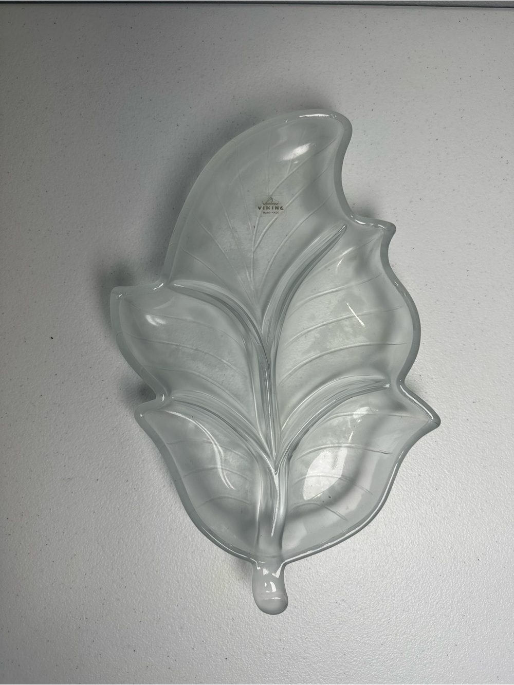 Viking Clear Glass Leaf Decorative Platter - Clear